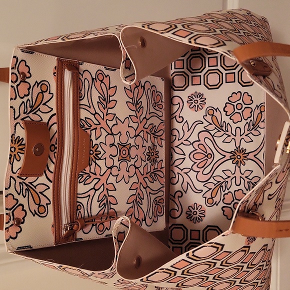 Tory Burch Hicks Garden Print Large Tote - Picture 4 of 8